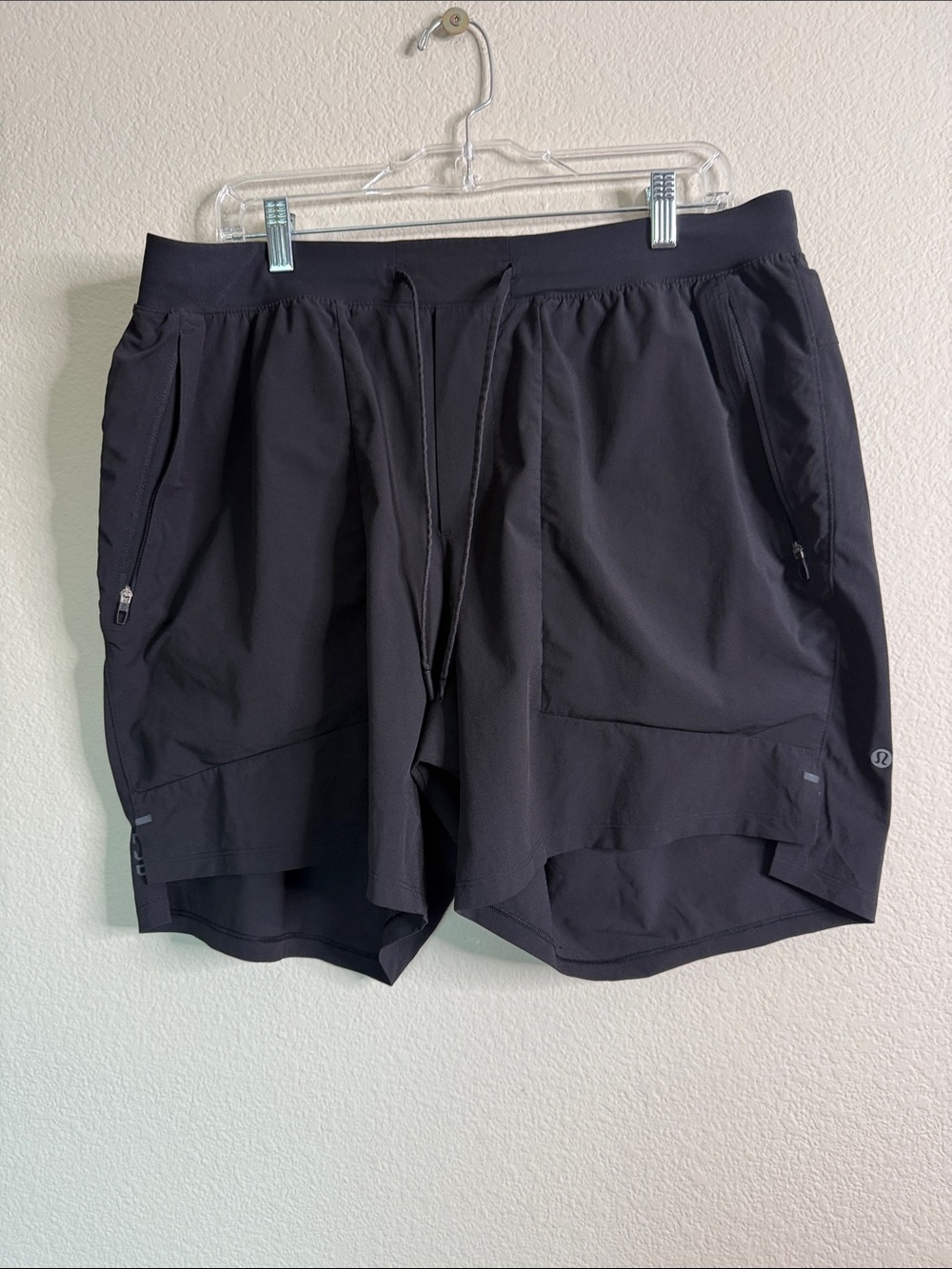 Lululemon athletica license to train Men's Black Performance Running Shorts XXL